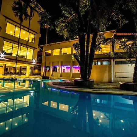 Amansaraa Bhide Retreat Hotel Kihim Eksteriør billede